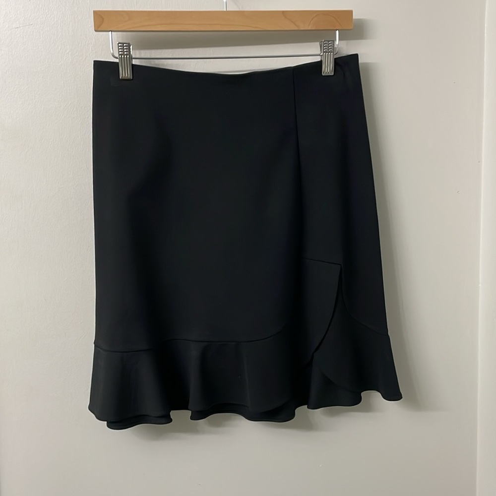 💲💲💲Loft skirt. Size: Small